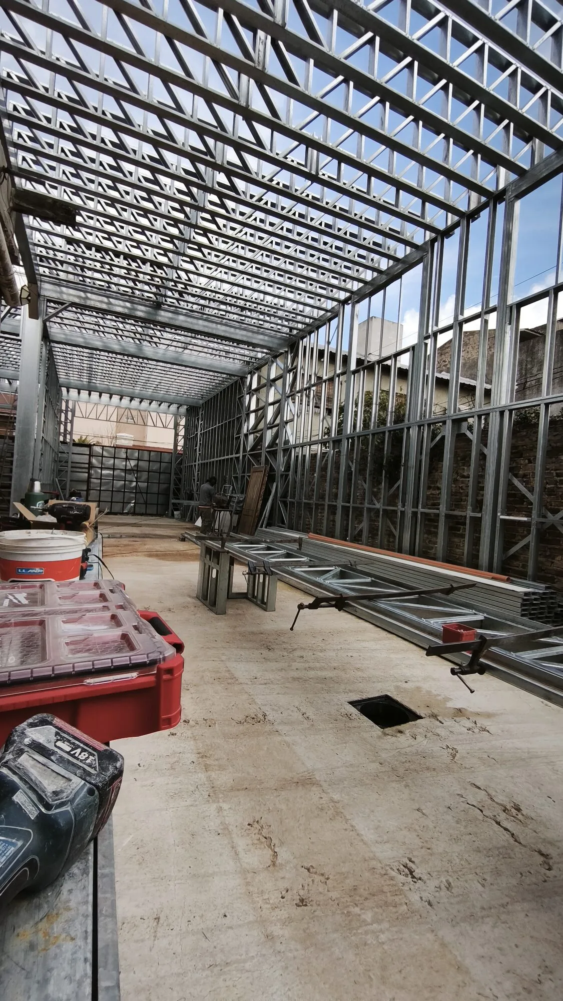 Casa Iconoclasta, detalle de montaje de estructura