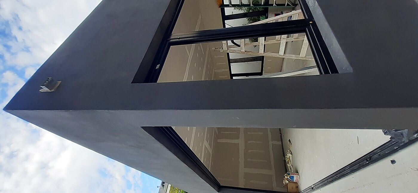 Fachada terminada, obra Olivos